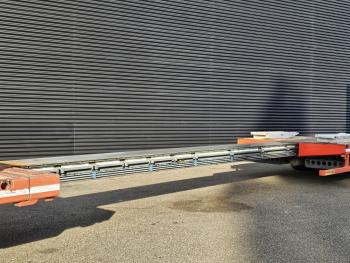 F-S44-/ 4 x STEERING / HYDRAULIC RAMPS / EXTENDABLE